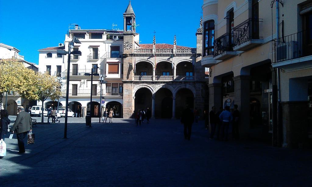 Apartamento Rincon Del Salvador 2 Plasencia Bagian luar foto