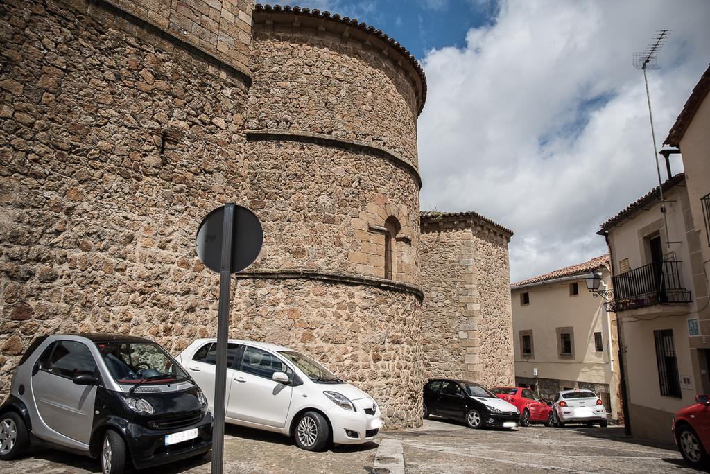 Apartamento Rincon Del Salvador 2 Plasencia Bagian luar foto